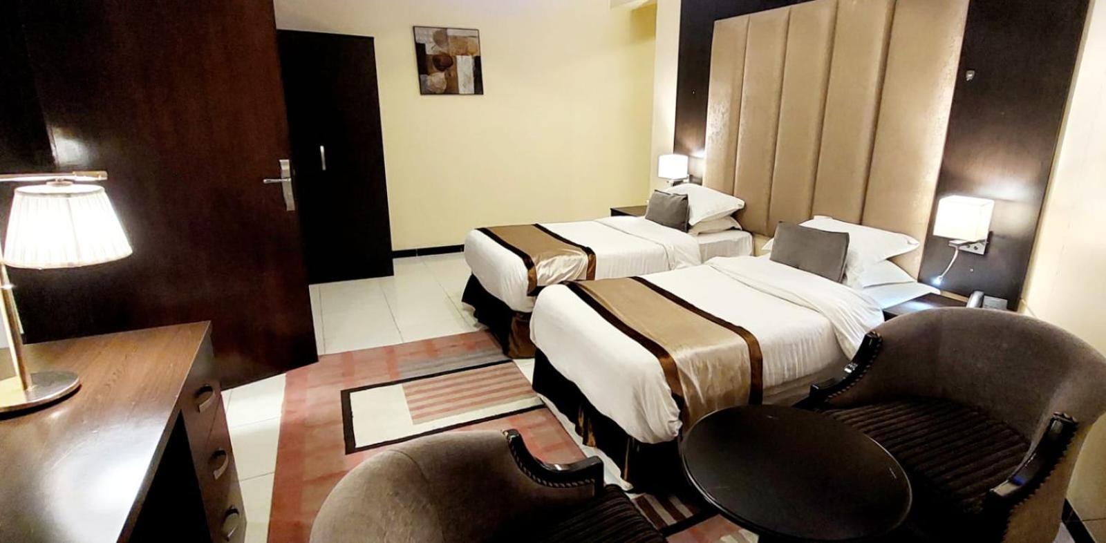 Address Sharurah Hotel エクステリア 写真