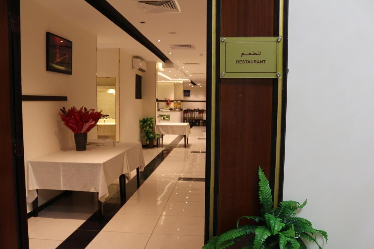 Address Sharurah Hotel エクステリア 写真